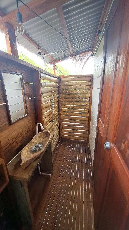 El Clandestino Villa Bocas Town Exterior foto