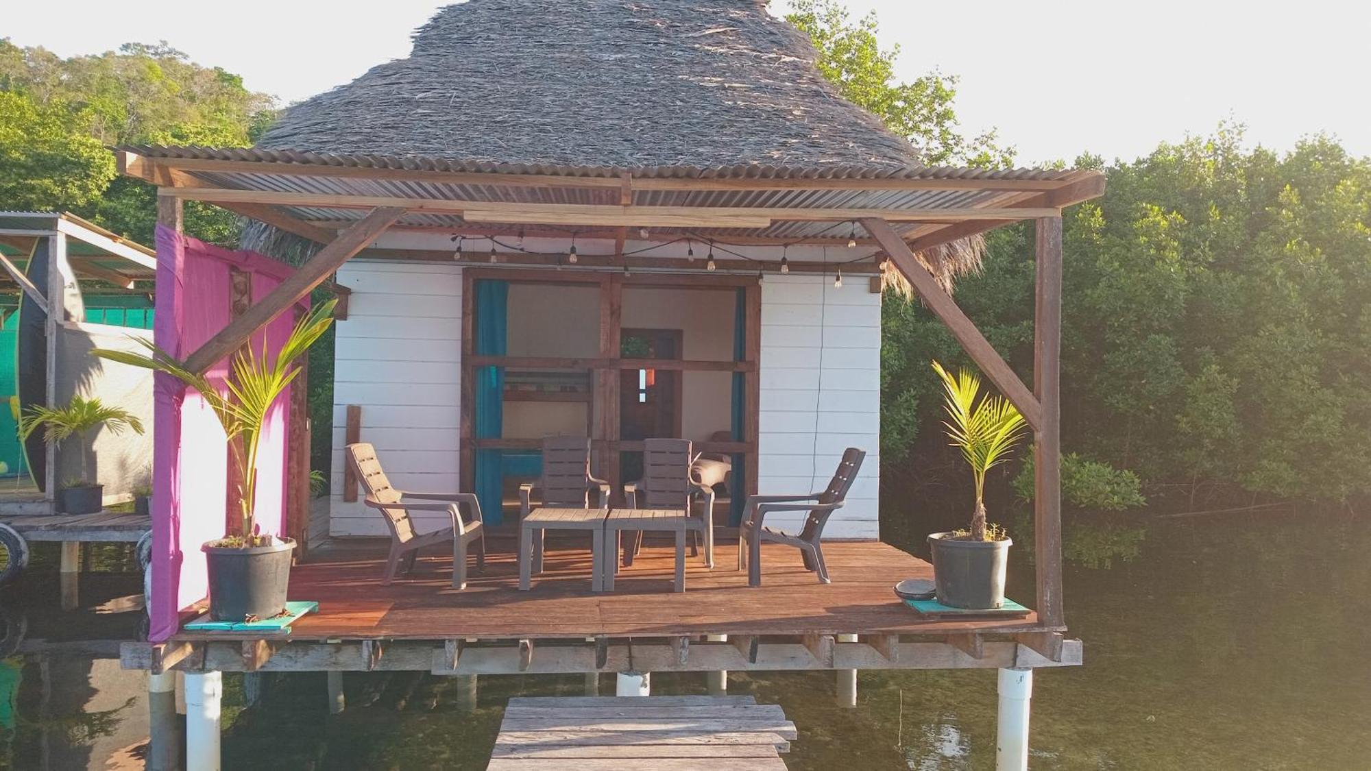 El Clandestino Villa Bocas Town Exterior foto